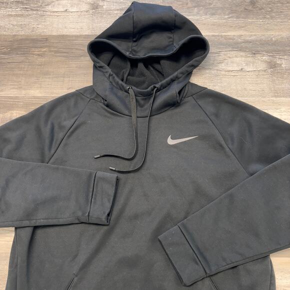 Nike Dri-Fit Black Mens L‎ Therma Fleece Mini Swoosh Pullover Sweatshirt Hoodie - Picture 1 of 8